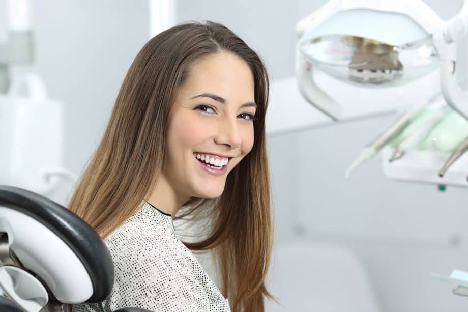 3 Options For Whitening Your Teeth