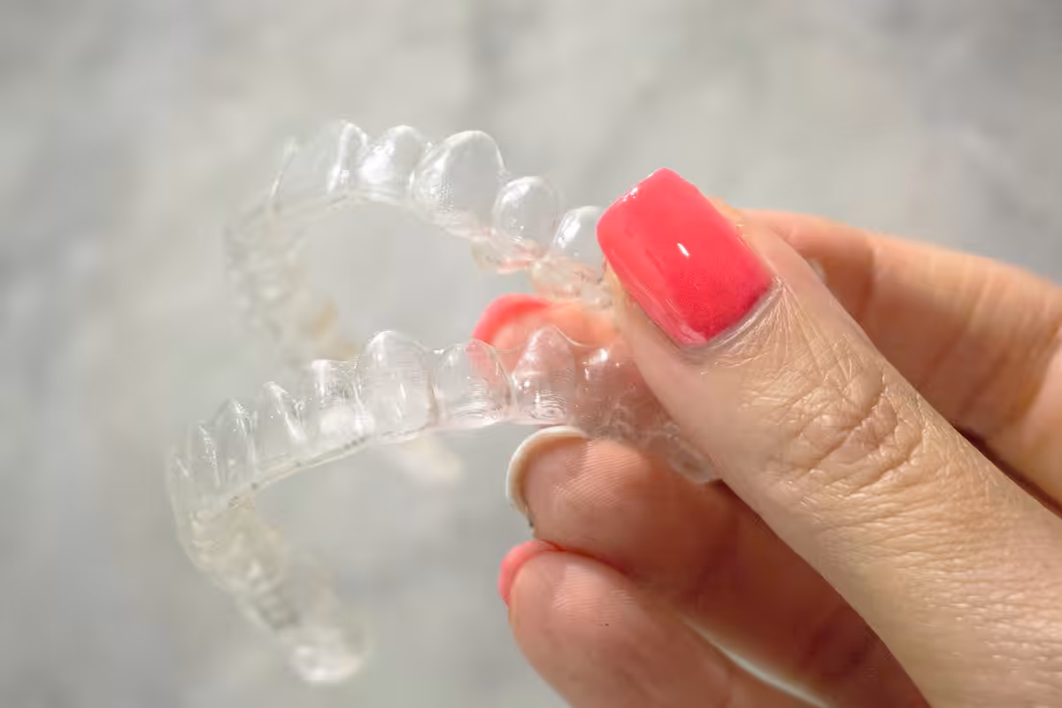 Can You Eat With Invisalign Blog.jpg
