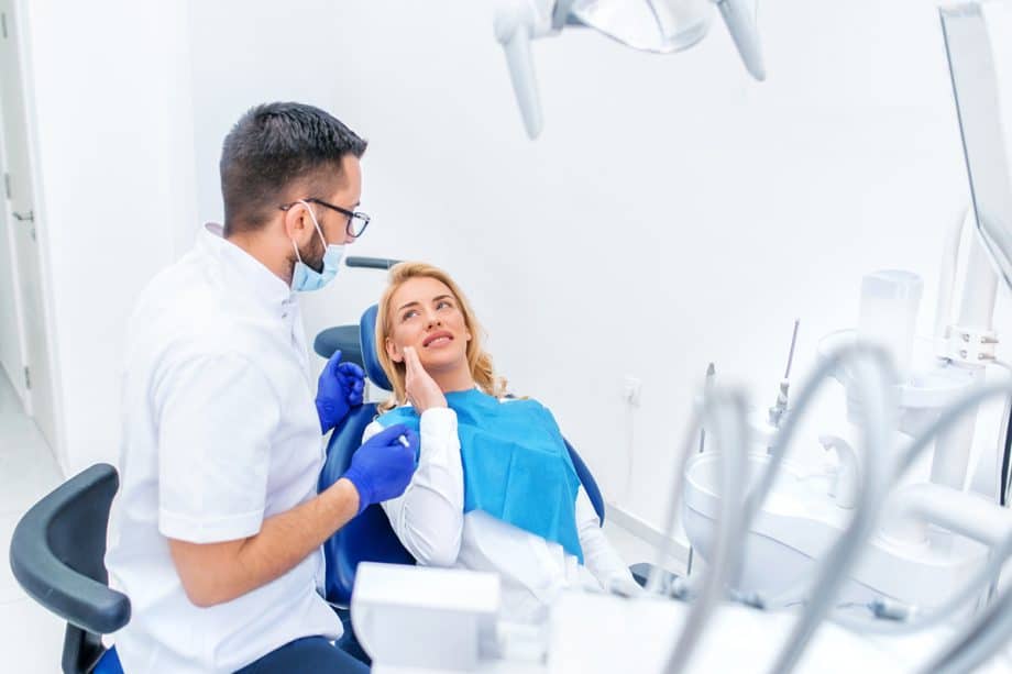 Emergency Dentistry in Aliso Viejo: What To Do If You Have a Dental Emergency