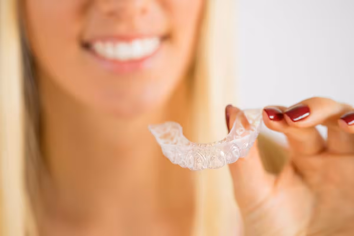 How Do You Clean Invisalign Retainers.jpg